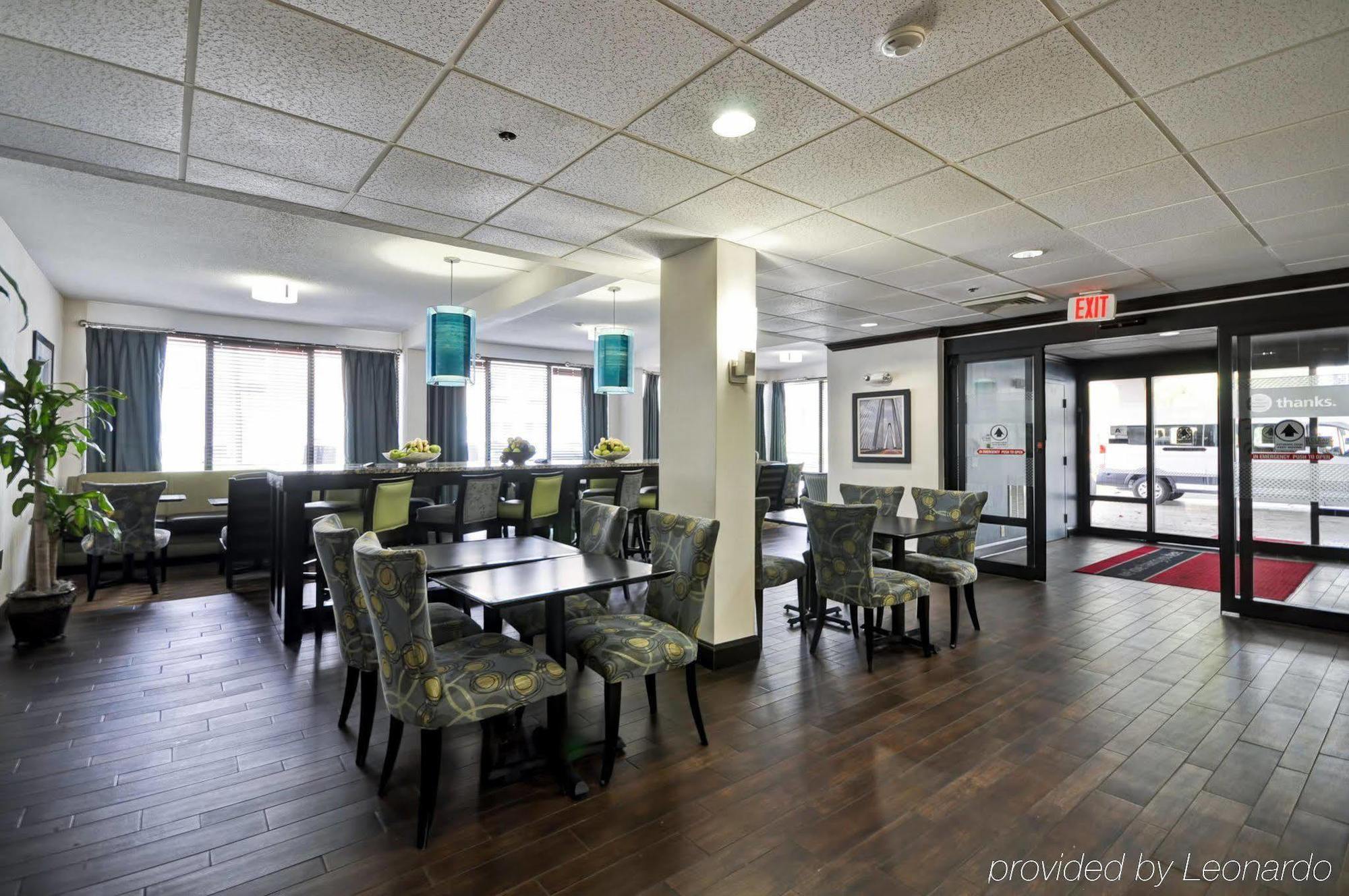 Wingate By Wyndham Charleston Coliseum Hotel North Charleston Exterior foto