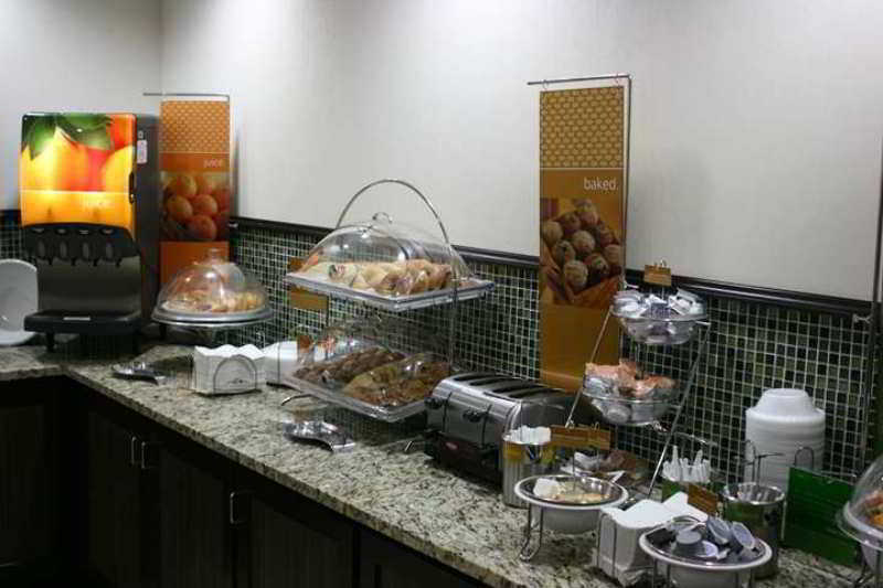 Wingate By Wyndham Charleston Coliseum Hotel North Charleston Restaurante foto
